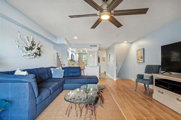 Interior, Living room, Recessed Lighting, Wood Texture Flooring