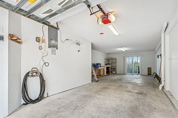 Garage, Interior