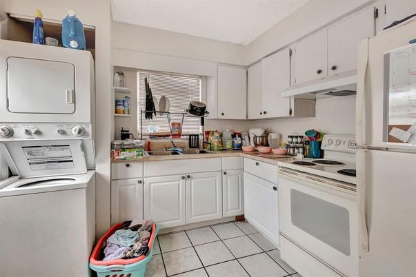 Interior, Utility Closets, Washer
