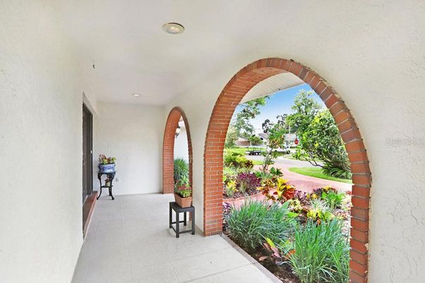 Exterior, Recessed Lighting