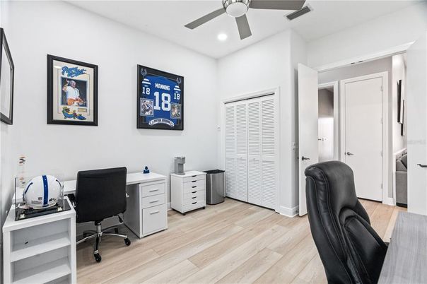 Home Office, Interior, Recessed Lighting, Wood Texture Flooring