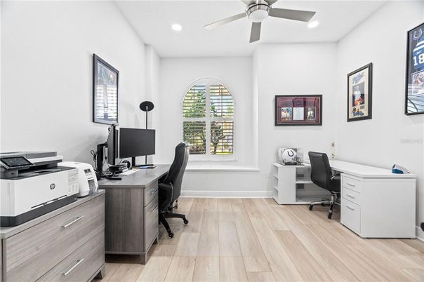 Home Office, Interior, Recessed Lighting, Wood Texture Flooring