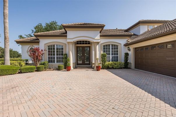 Attached, Exterior, Facade, Mediterranean
