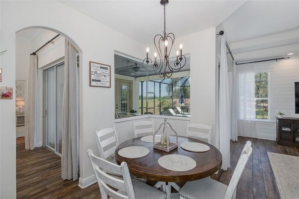 Chandelier, Dining room, Interior, Recessed Lighting, Wood Texture Flooring