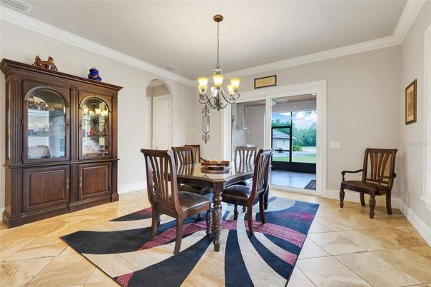 Chandelier, Dining room, Interior