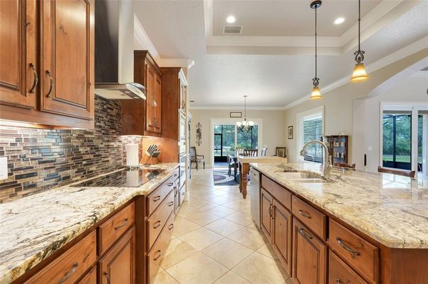 Chandelier, Dining room, Interior, Kitchen, Pendant Lights, Recessed Lighting