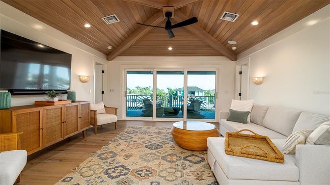 Interior, Living room, Recessed Lighting, Wooden Beams, Wooden Ceilings, Wood Texture Flooring