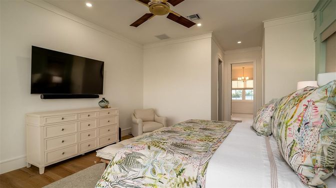 Bedroom, Interior, Pendant Lights, Recessed Lighting, Wood Texture Flooring