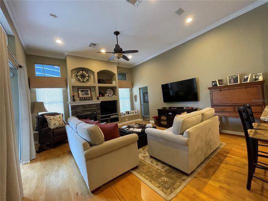 Interior, Living room, Recessed Lighting, Wood Texture Flooring