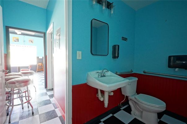 Bathroom, Interior