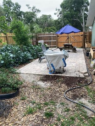 Backyard, Exterior