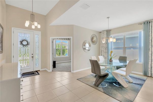 Dining room, Interior, Pendant Lights