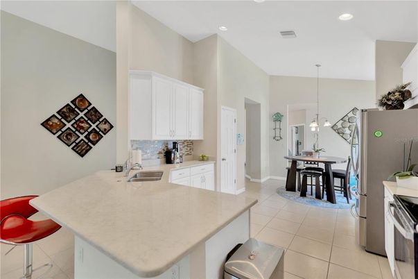 Dining room, Interior, Kitchen, Pendant Lights, Recessed Lighting