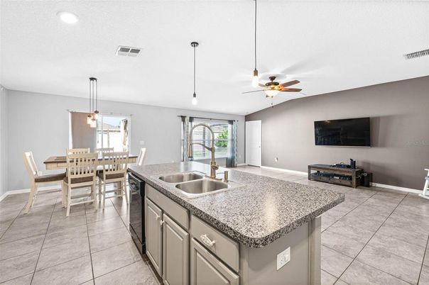 Dining room, Interior, Kitchen, Pendant Lights, Recessed Lighting