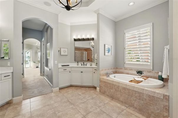Bathroom, Interior, Recessed Lighting