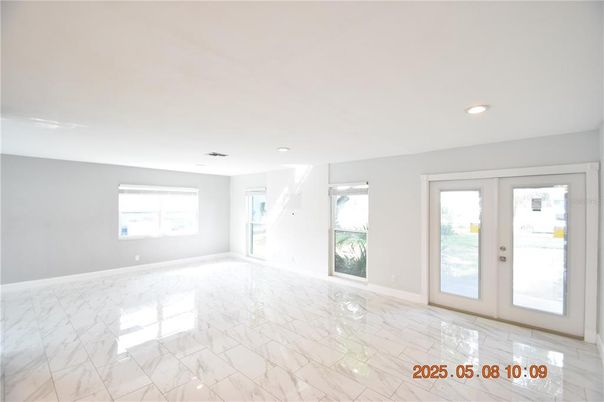 Empty room, Interior, Marble, Recessed Lighting