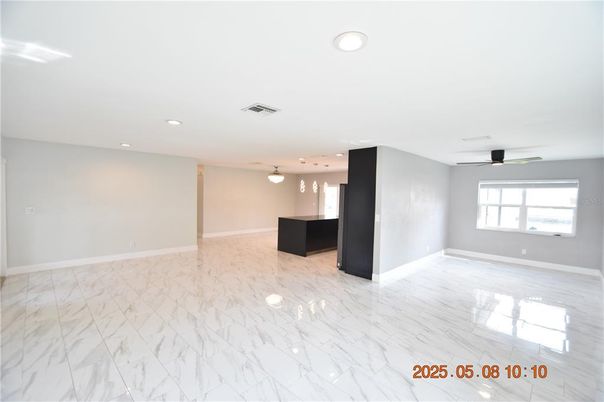 Empty room, Interior, Marble, Recessed Lighting