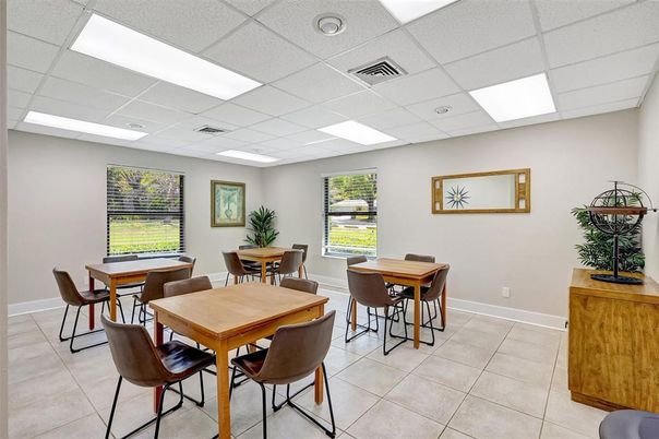 Dining room, Interior, Recessed Lighting