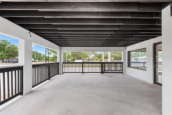 Exterior, Wooden Beams
