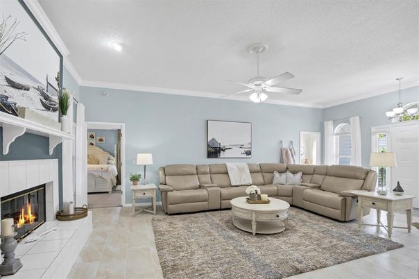 Chandelier, Fireplace, Interior, Living room, Recessed Lighting
