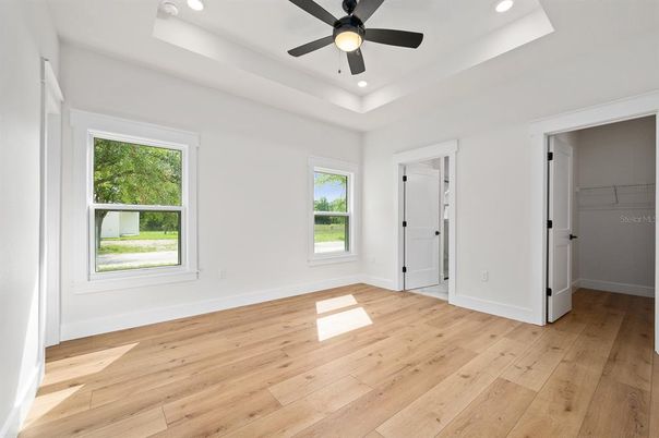 Empty room, Interior, Recessed Lighting, Wood Texture Flooring