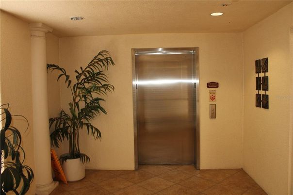 Elevator, Interior, Recessed Lighting