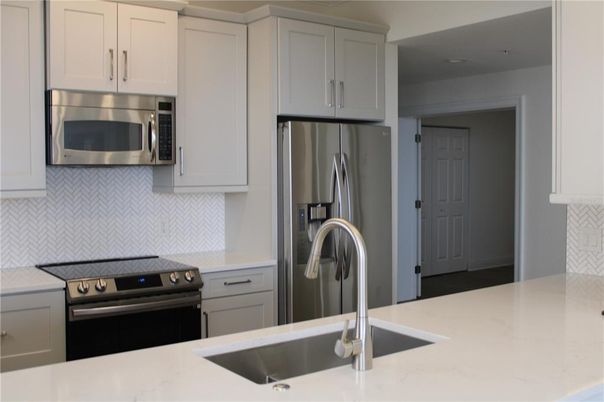 Interior, Kitchen, Stainless Steel Appliances