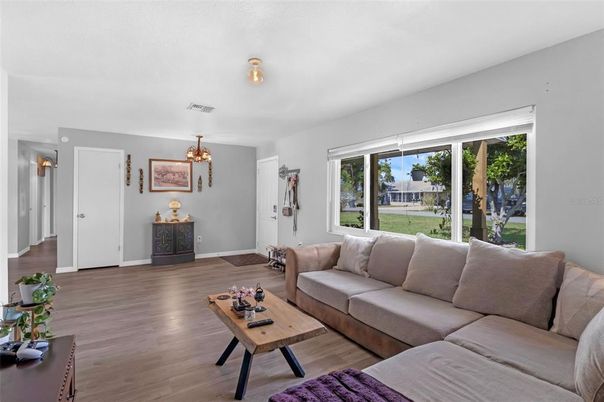 Chandelier, Interior, Living room, Wood Texture Flooring