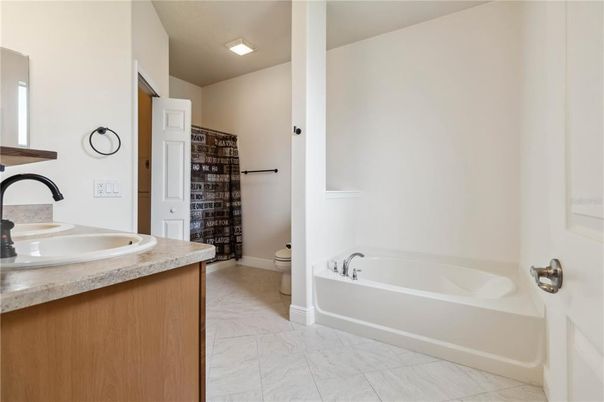 Bathroom, Interior, Marble, Recessed Lighting