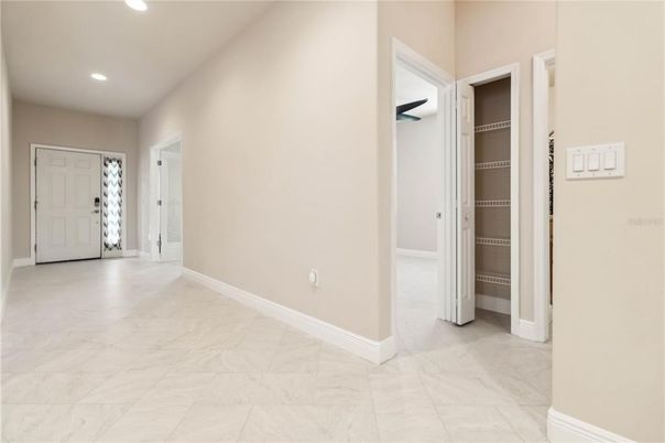 Empty room, Interior, Marble, Recessed Lighting