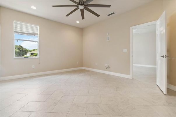Empty room, Interior, Marble, Recessed Lighting
