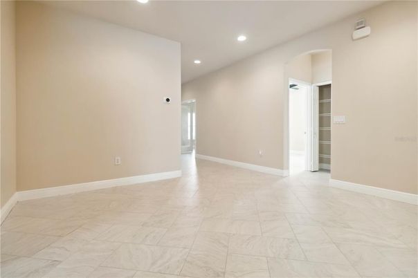 Empty room, Interior, Marble, Recessed Lighting