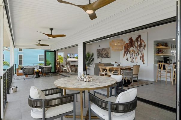 Dining room, Interior, Living room, Recessed Lighting