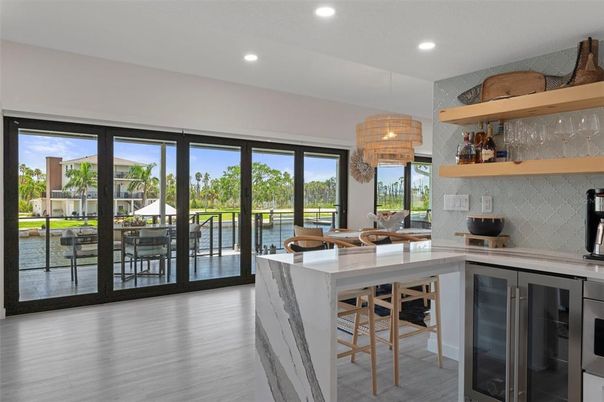 Chandelier, Dining room, Interior, Kitchen, Recessed Lighting, Water
