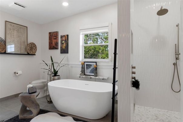 Bathroom, Free Standing Baths, Interior, Recessed Lighting