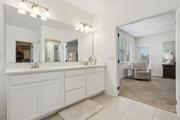 Bathroom, Dual Sink Vanities, Interior, Recessed Lighting