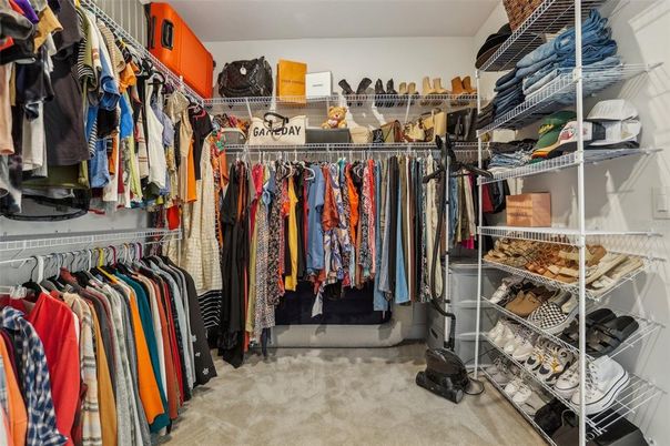 Interior, Walk-in Closets