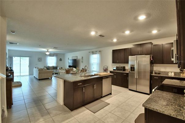 Interior, Kitchen, Living room, Recessed Lighting, Stainless Steel Appliances