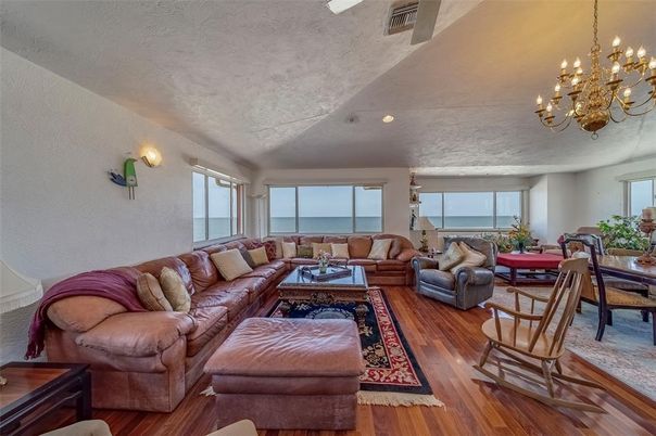 Chandelier, Dining room, Interior, Living room, Water, Wood Texture Flooring