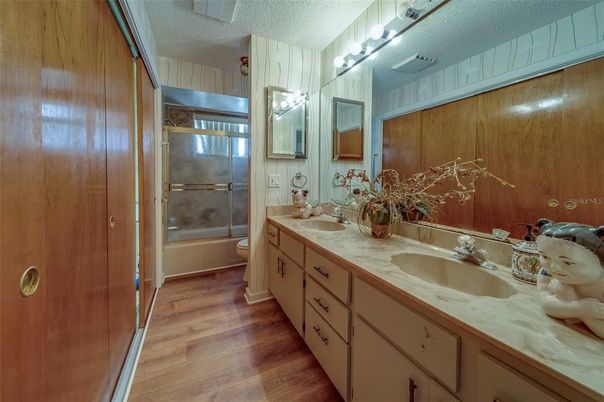 Bathroom, Dual Sink Vanities, Interior, Wood Texture Flooring