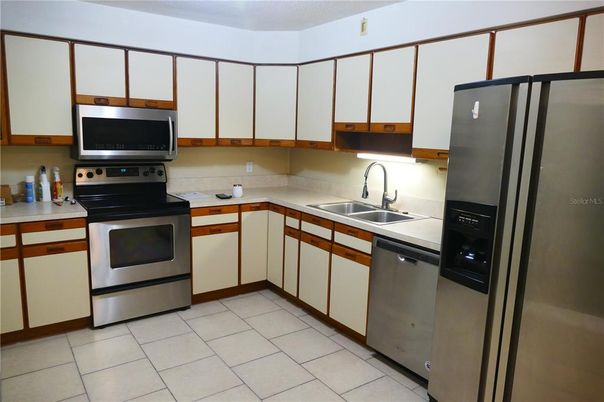 Interior, Kitchen, Stainless Steel Appliances
