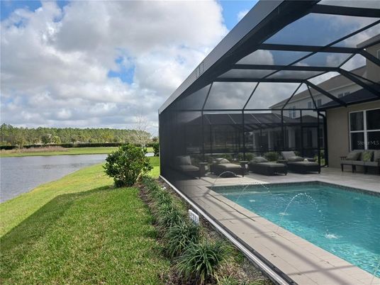 Exterior, Glass Ceilings, Pool, Sun Room, Water
