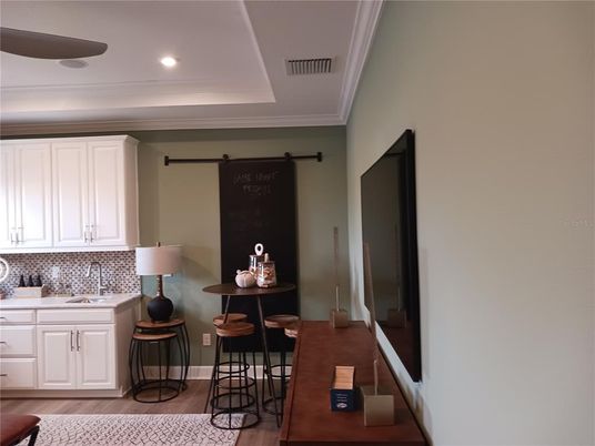 Dining room, Interior, Kitchen, Recessed Lighting, Wood Texture Flooring