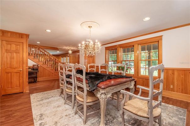 Chandelier, Dining room, Interior, Recessed Lighting, Wood Texture Flooring