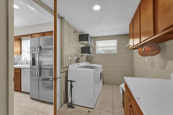 Interior, Recessed Lighting, Washer