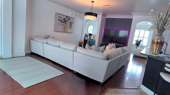 Interior, Living room, Pendant Lights, Wood Texture Flooring