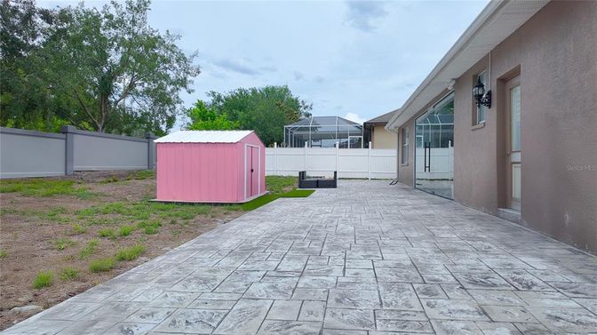 Backyard, Exterior
