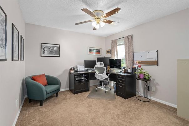 Home Office, Interior