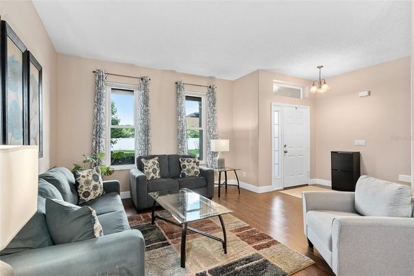 Interior, Living room, Pendant Lights, Wood Texture Flooring