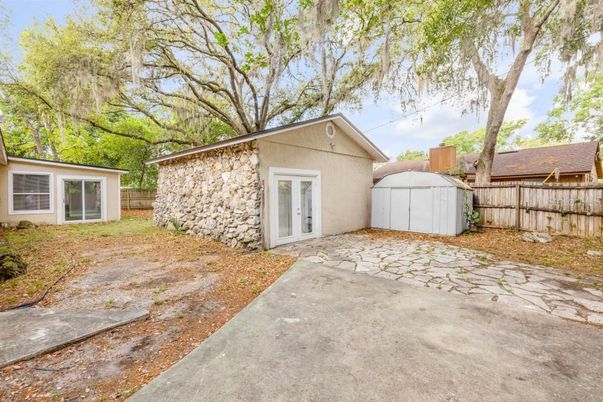 Backyard, Exterior